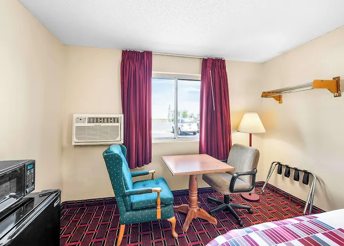Americas Value 2* Decatur
